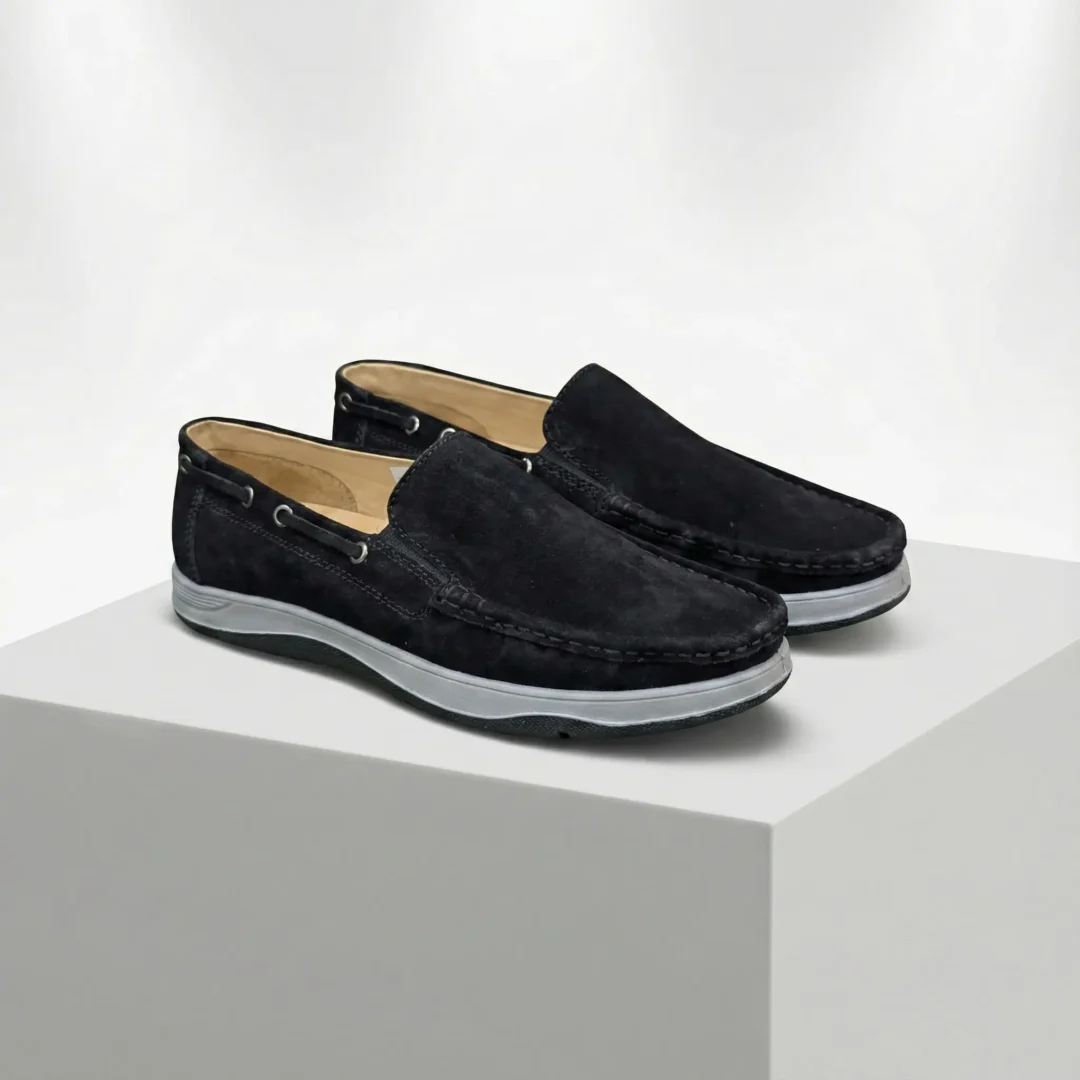 G Leather Sleek Black Casual Loafer